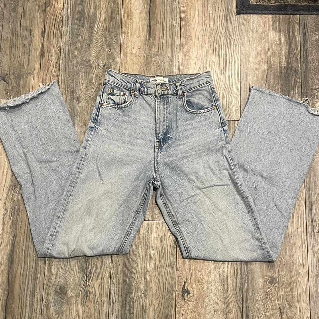 ZARA “The 90s Full Length” High Rise Jeans Loose... Depop