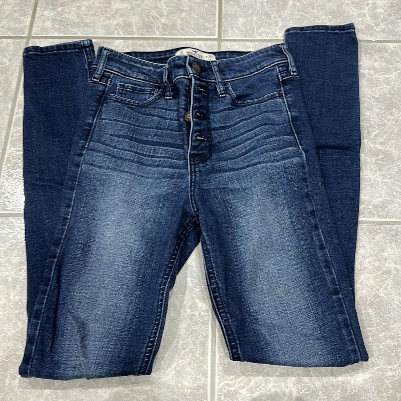 Hollister simple jeans with just rips in knees. - Depop