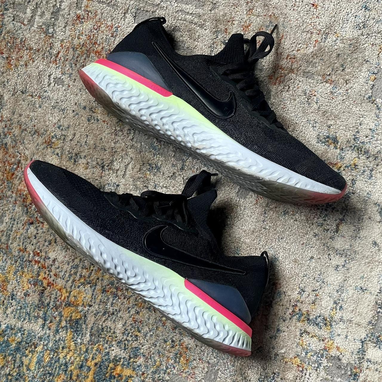 Nike epic react size 4 best sale