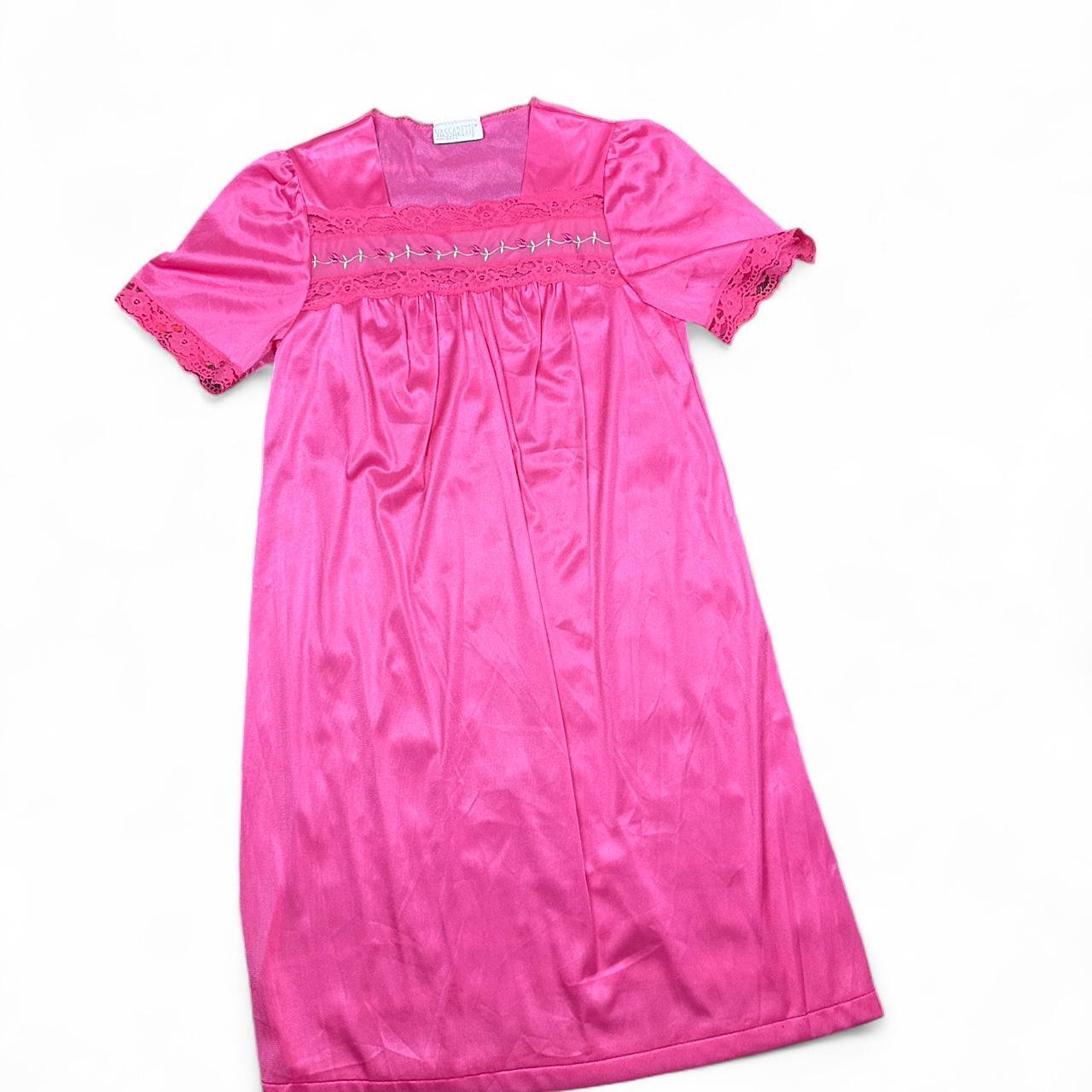 item listed by wavythrifvtg