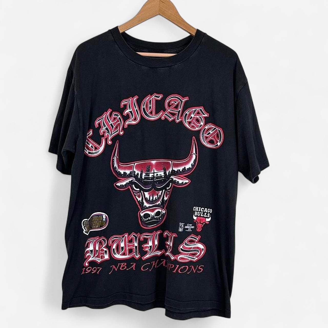 item listed by wavythrifvtg
