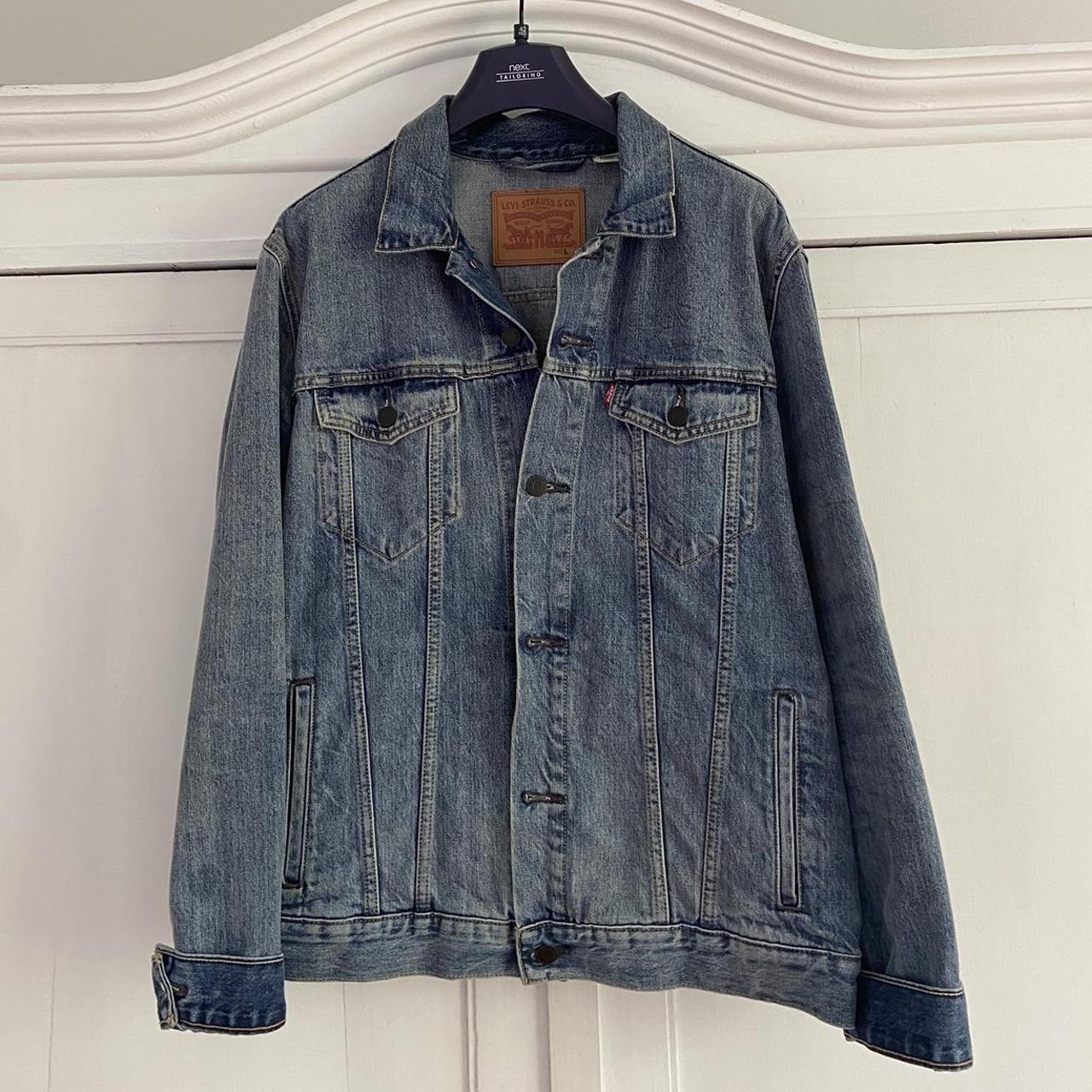 Men’s Levi’s denim jacket in mid blue, worn a... - Depop