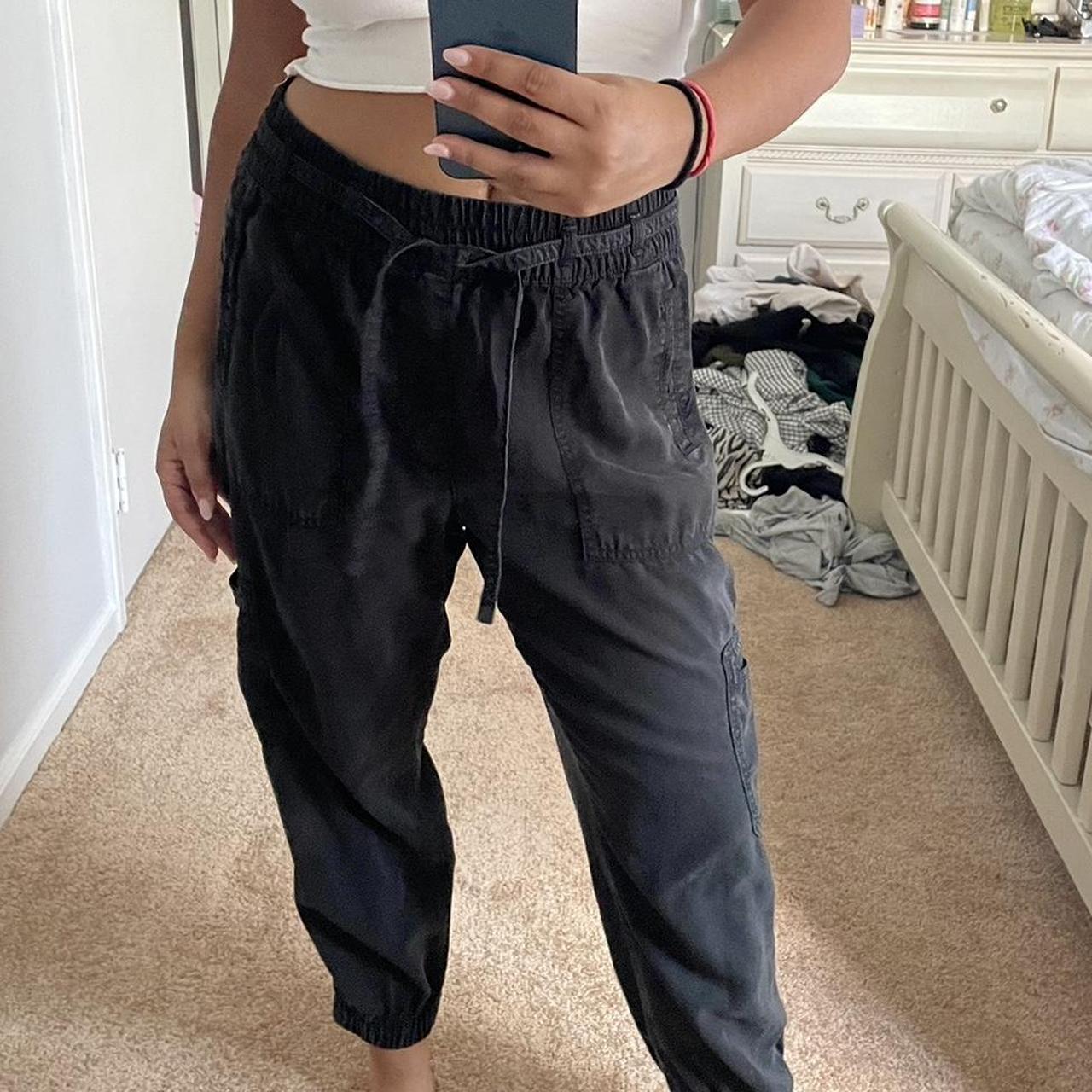 American Eagle Women's Black Trousers Depop