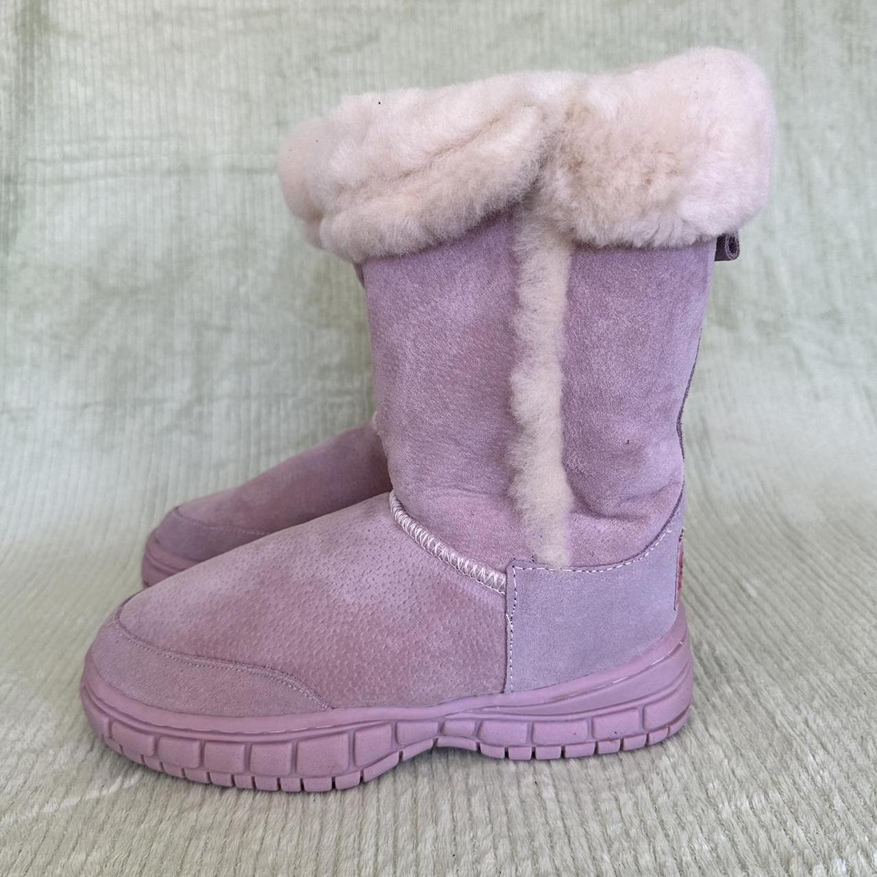 Women's Pink Boots | Depop