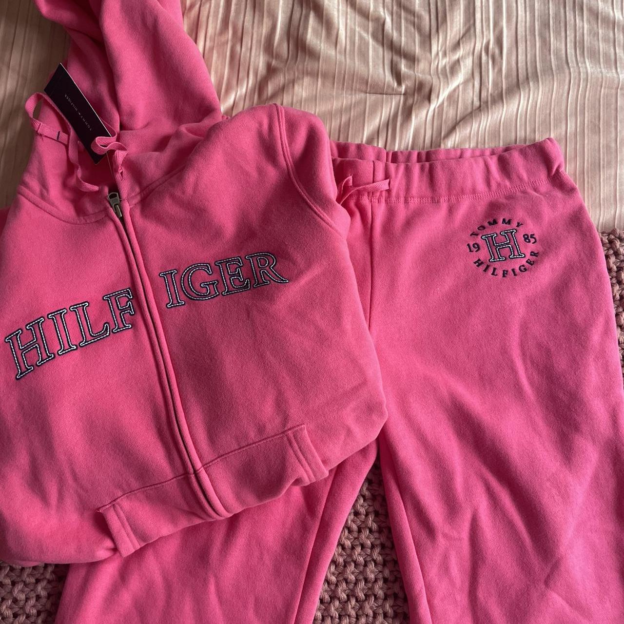 Tommy hilfiger store pink tracksuit