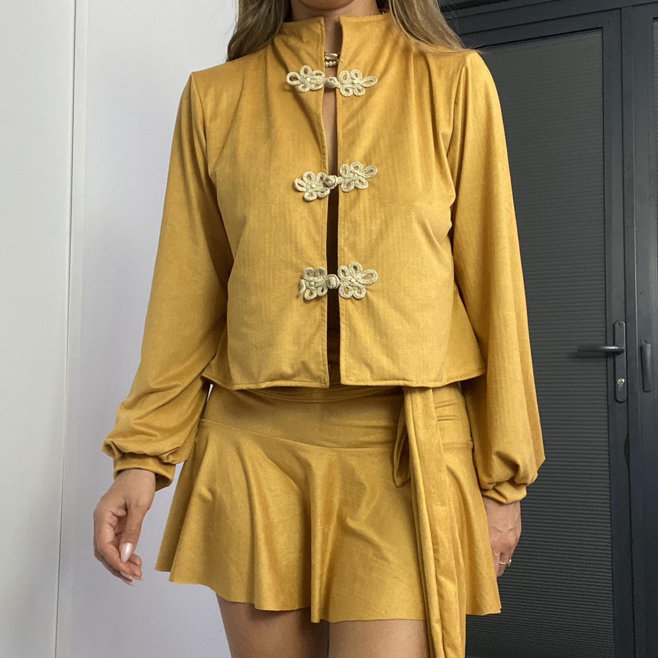 item listed by bohorose