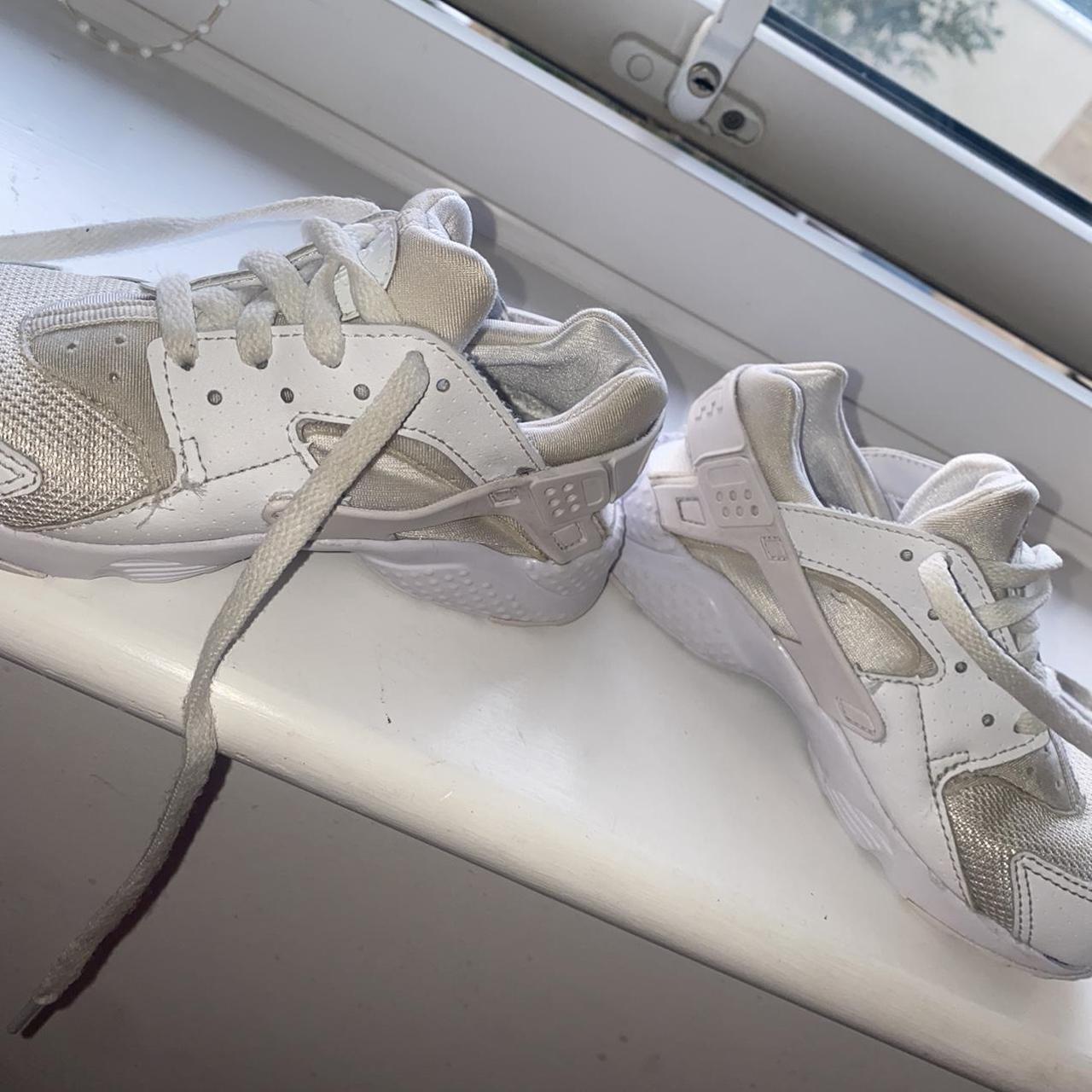 size 5 huaraches