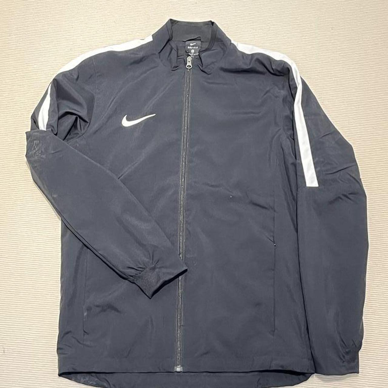 Nike Bomber - Depop