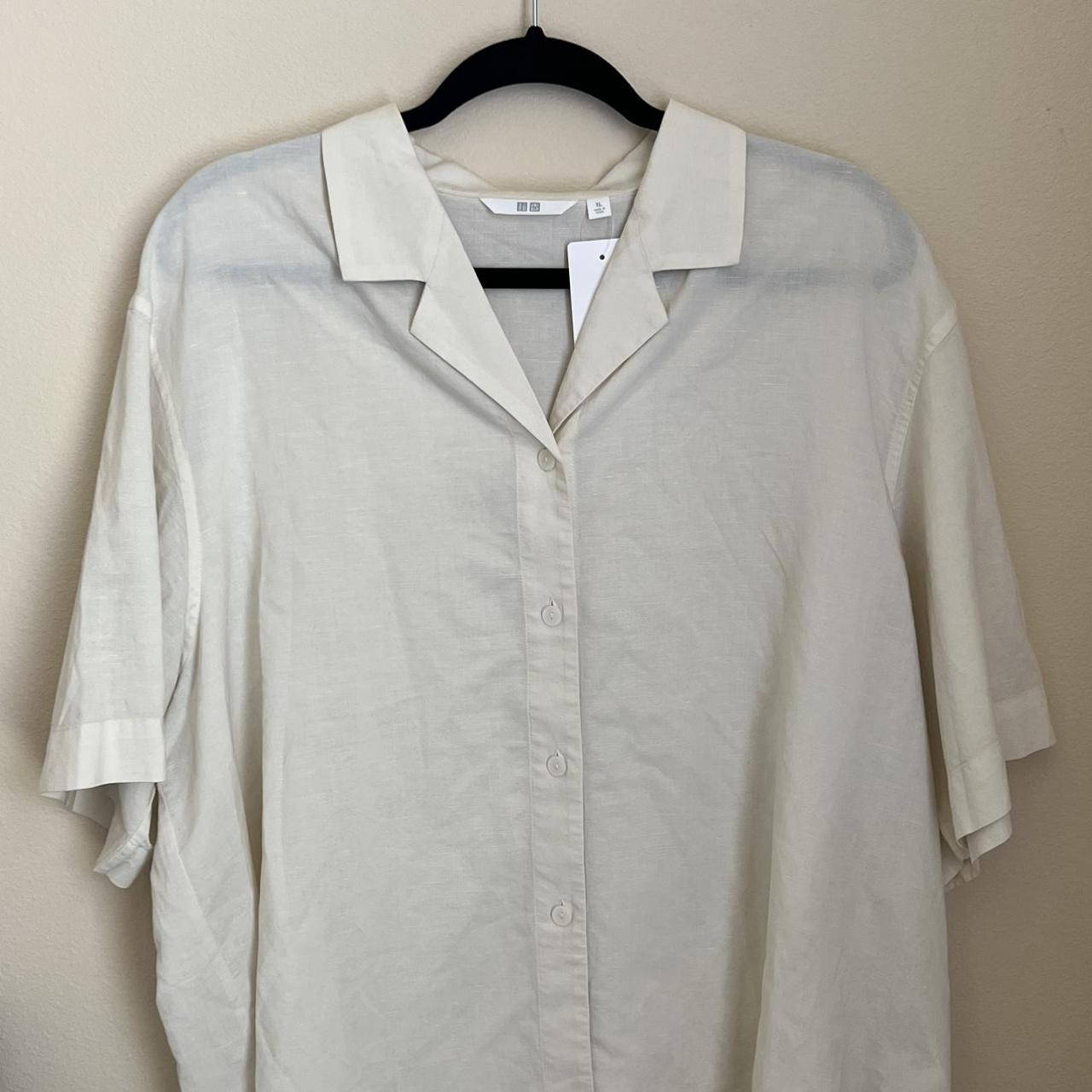 UNIQLO Men's Shirt | Depop