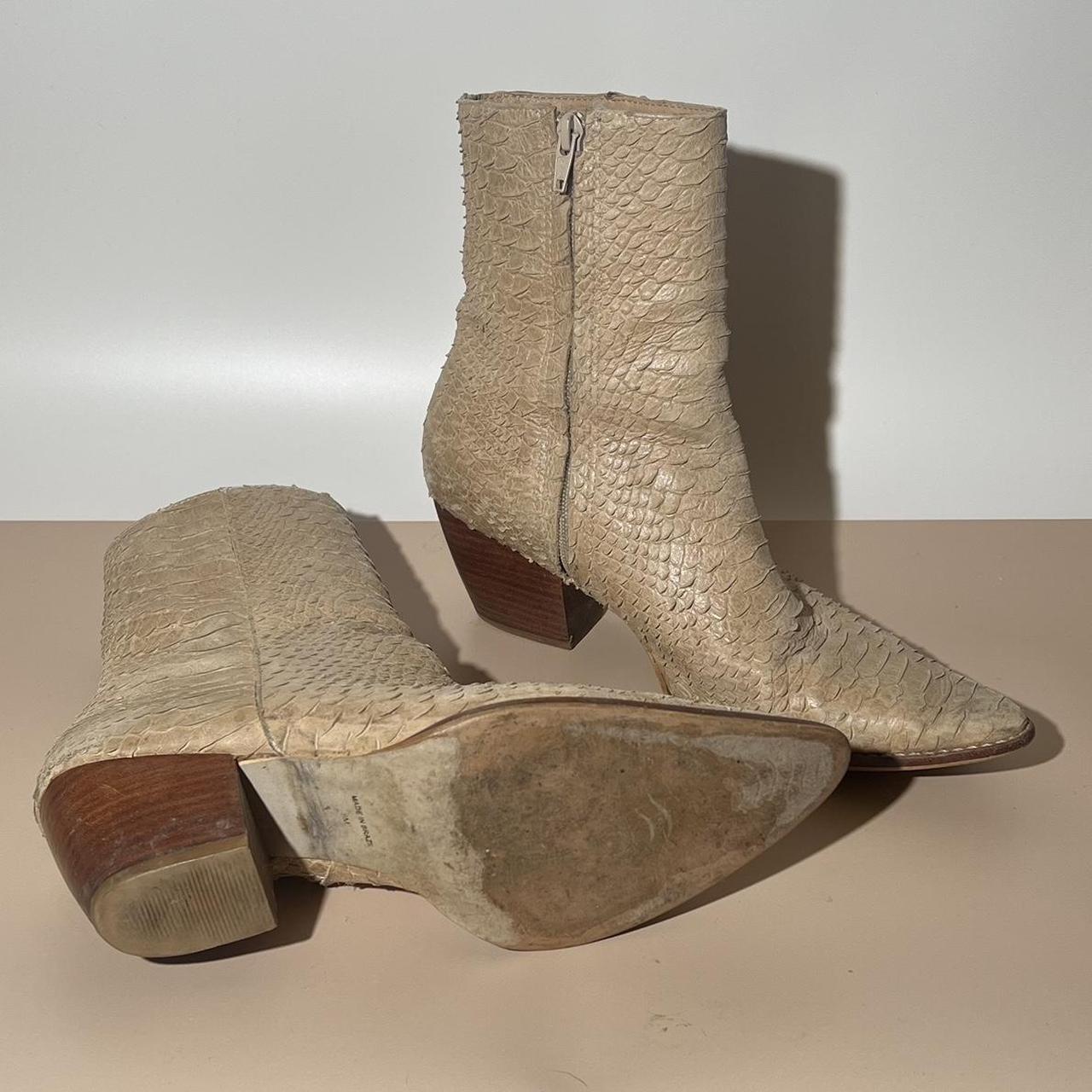 Matisse Caty Bootie in Tan 🏜️ Made of genuine leather... - Depop