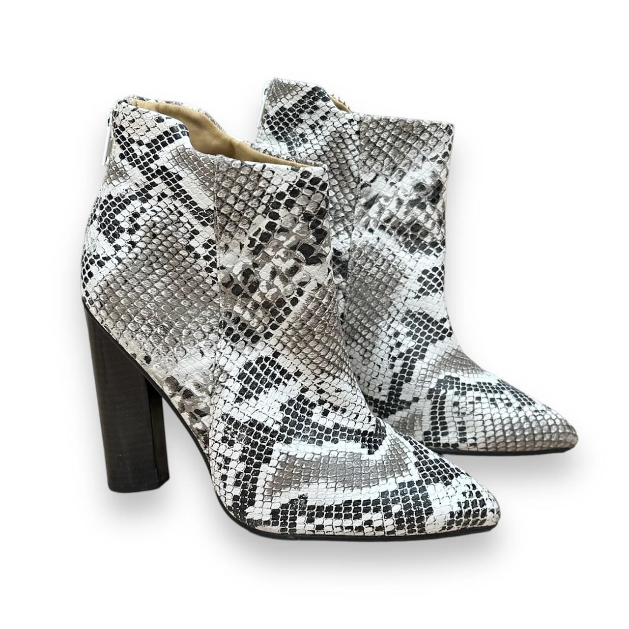 Qupid snakeskin sale boots