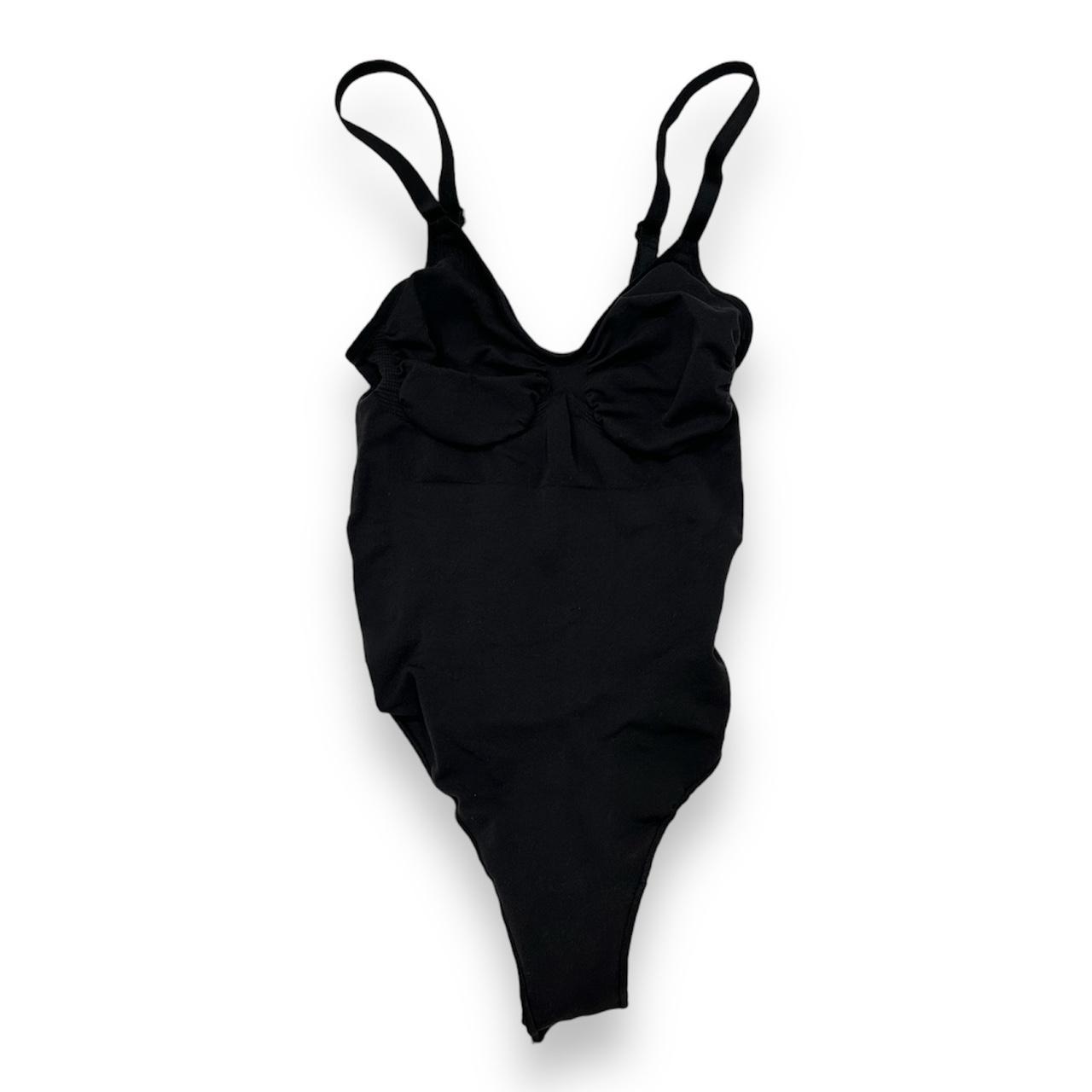 Skims Seamless Sculpt Thong Bodysuit ♡ Condition... Depop