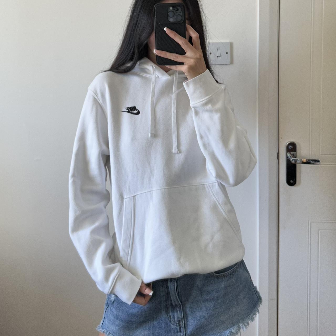 Nike vintage store drawstring hoodie