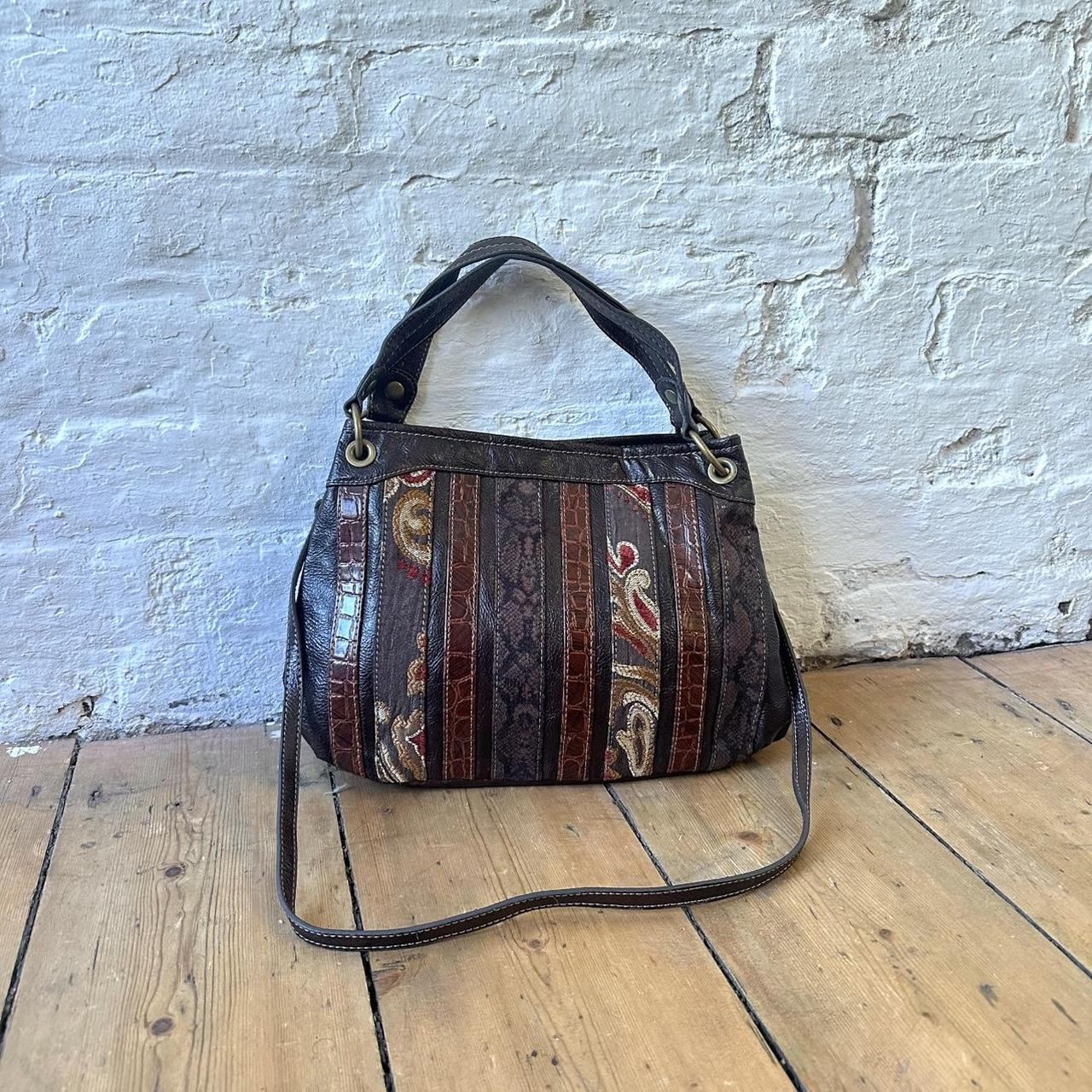 item listed by retr0garms_