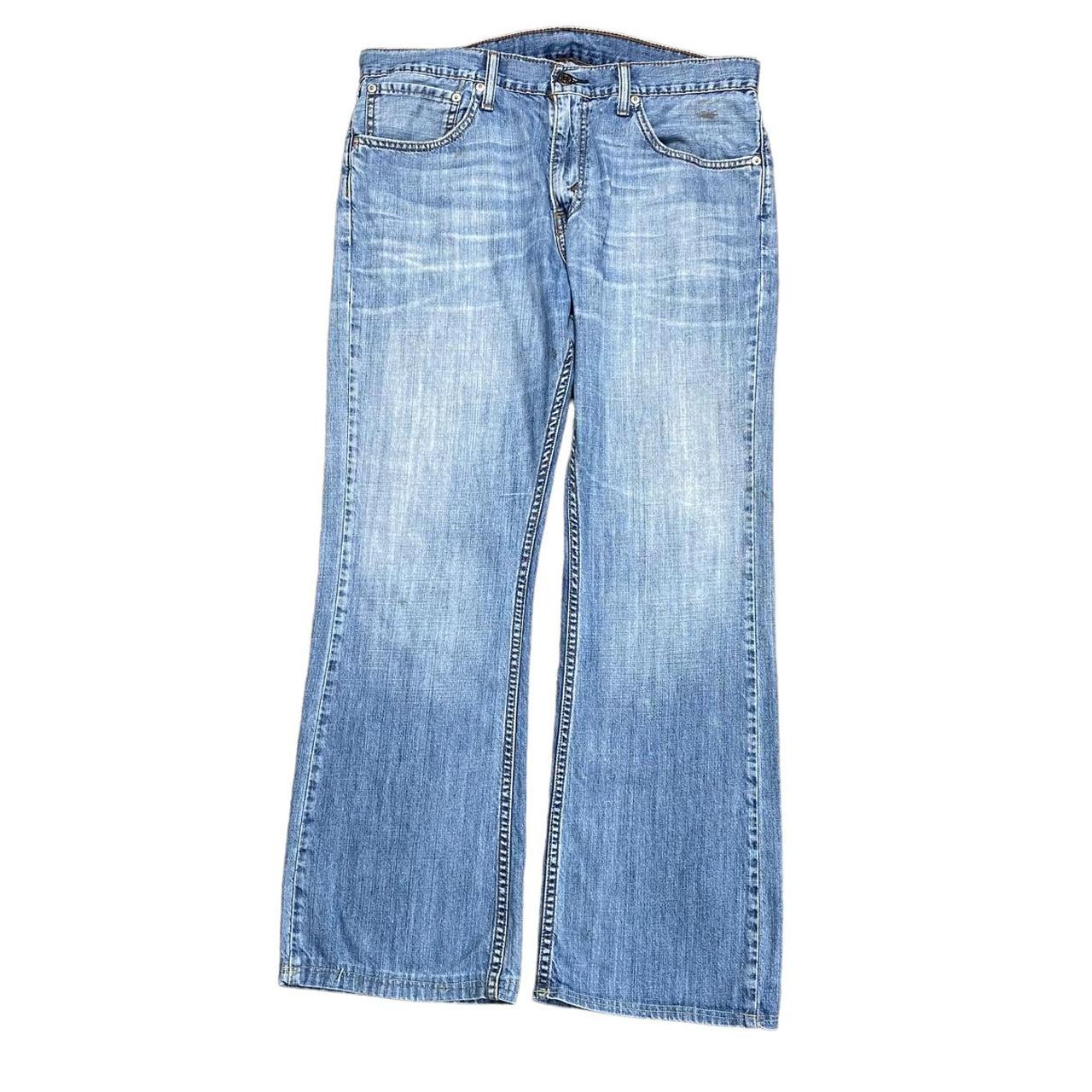 Blue Levis 552 jeans. Light wash blue denim.... - Depop