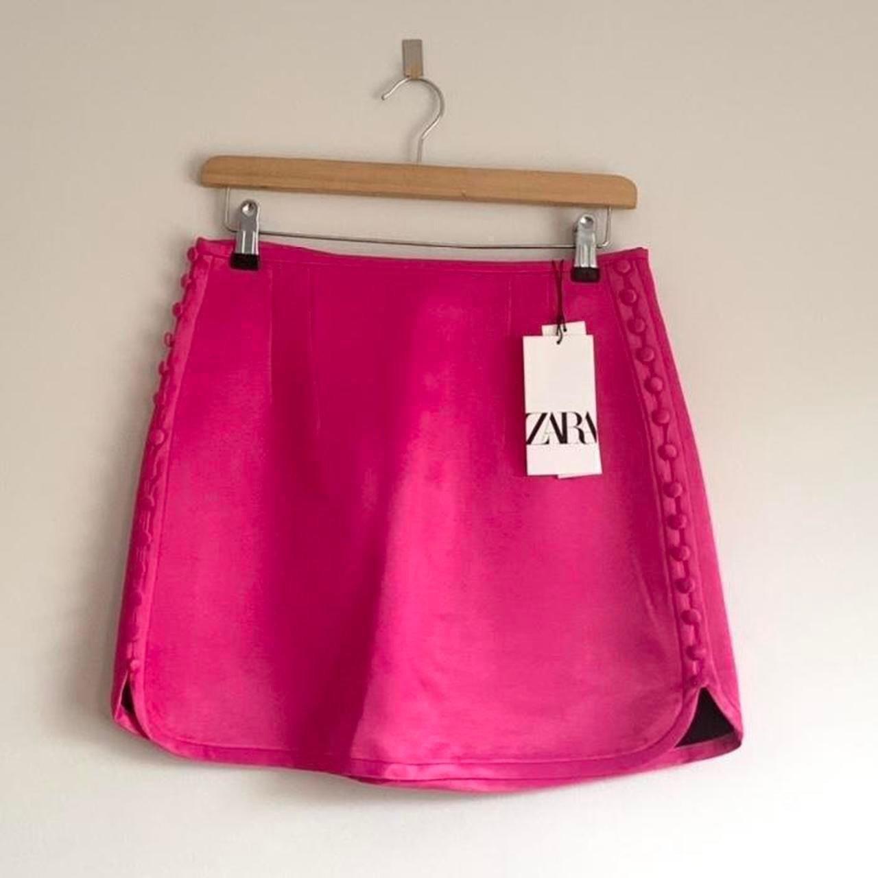 ZARA satin-finish skirt with buttons -... - Depop