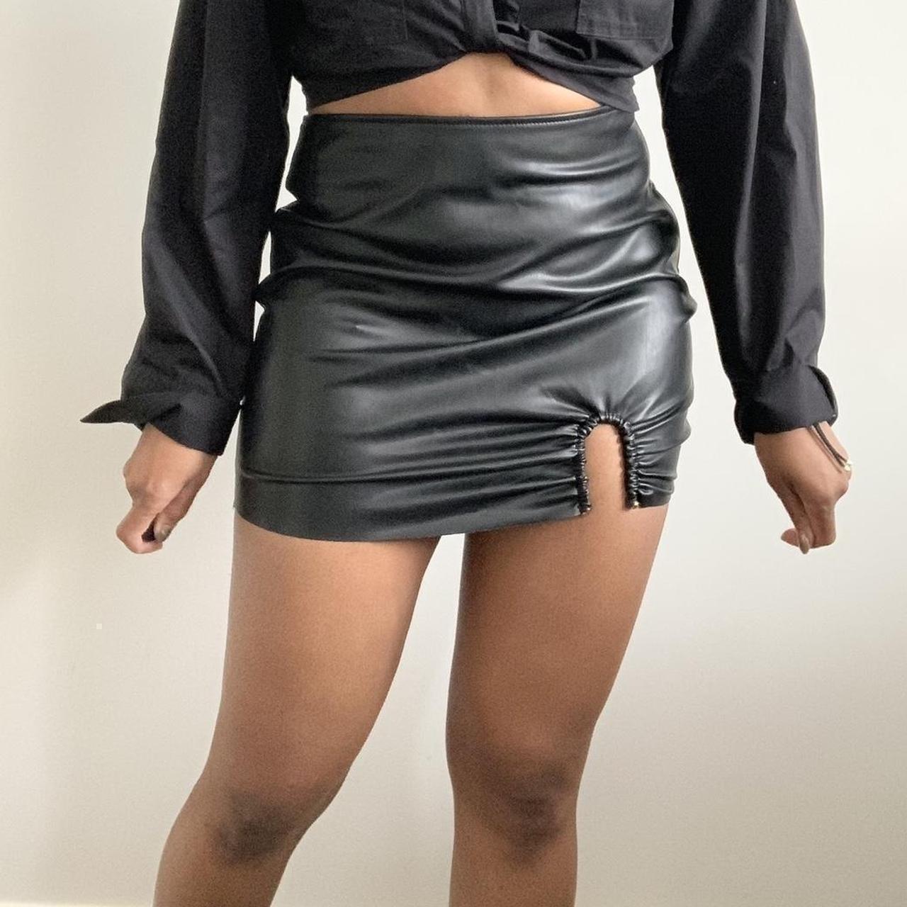 Black leather mini skirt zara best sale