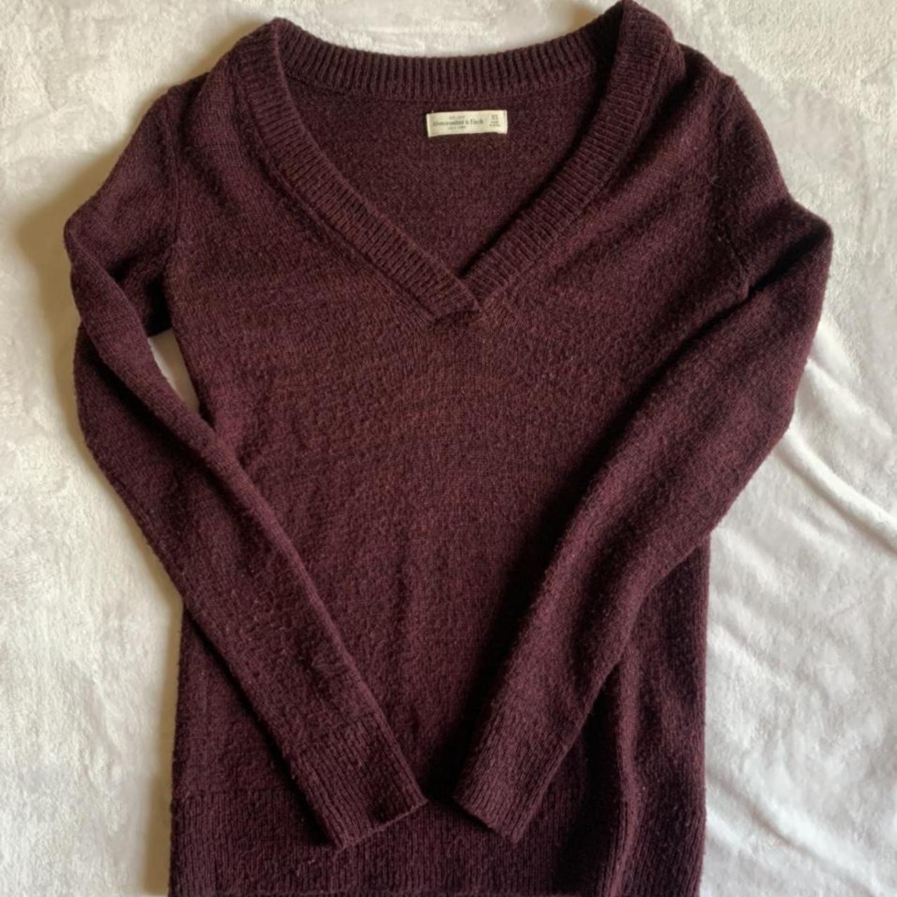 Abercrombie & Fitch Women's Burgundy Jumper | Depop