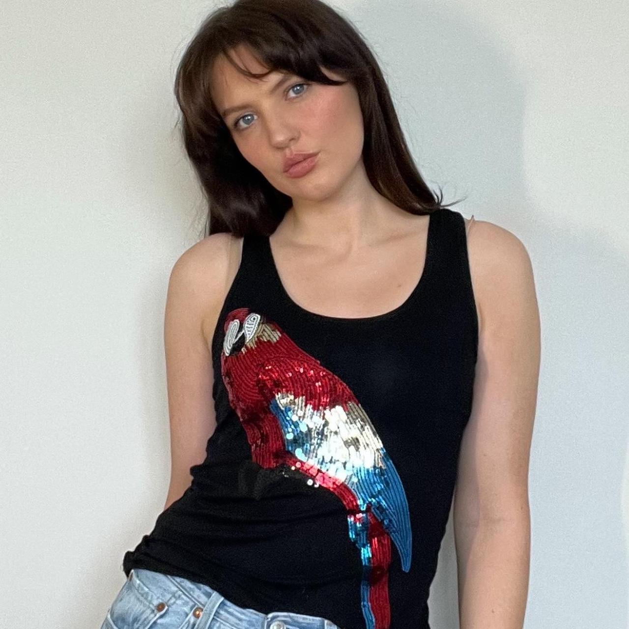 🏷️ Modo Y2K 📋 Super cute mid 00's black tank top with
