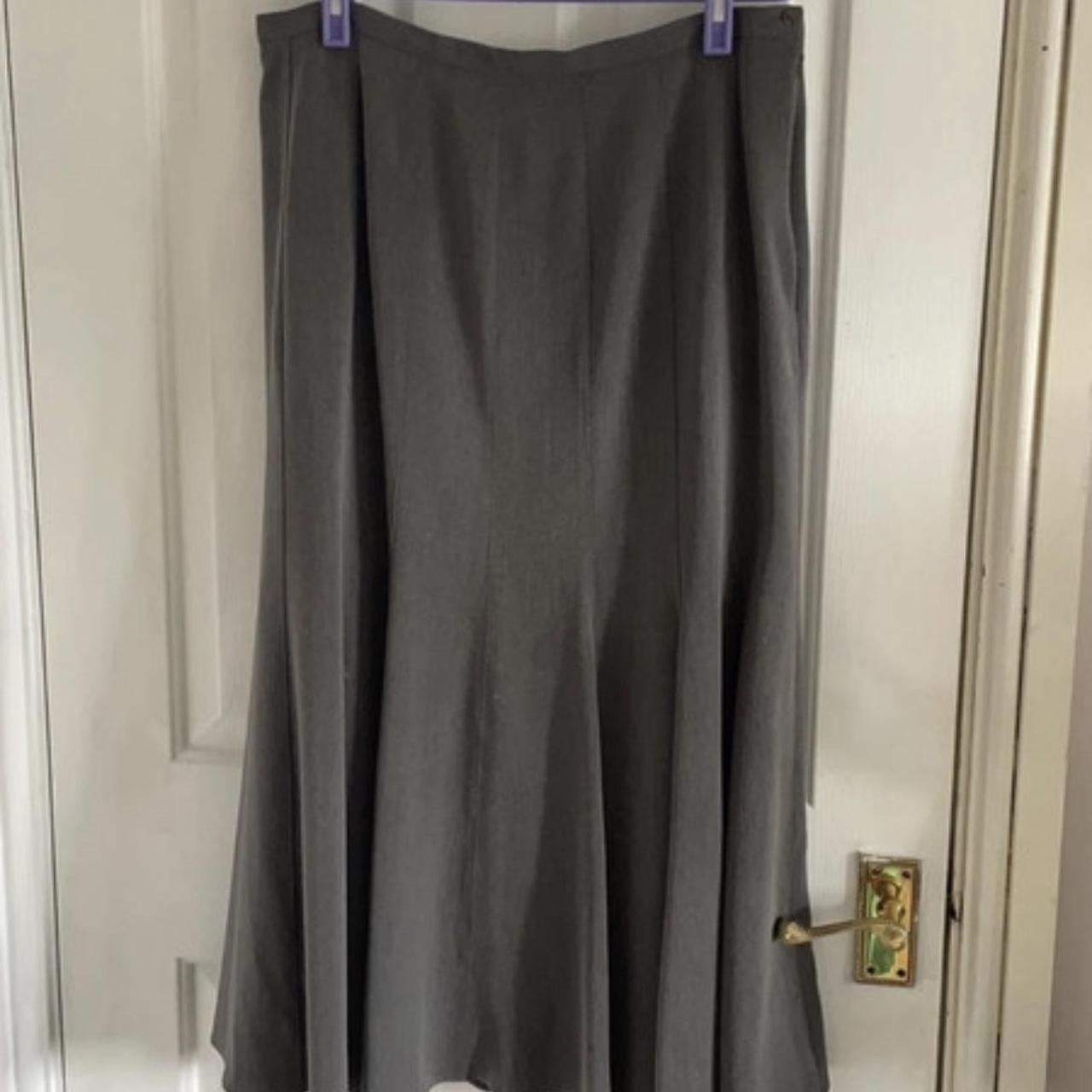 Nightingale Grey MIDI Skirt Size 18 Has small... - Depop