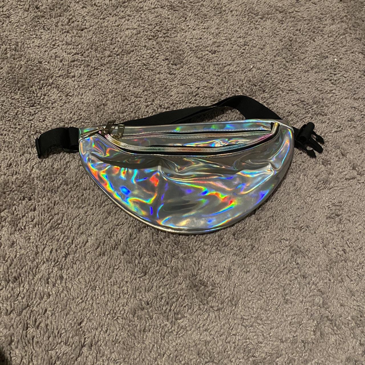 Holographic fanny shop pack forever 21