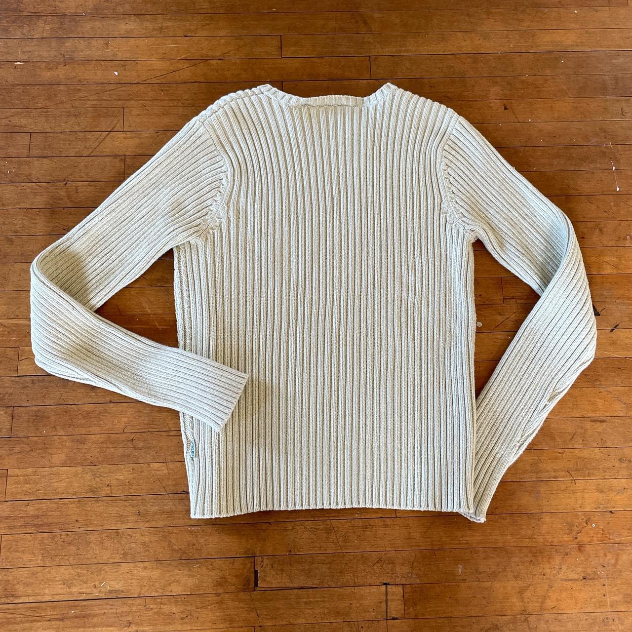 Liz Claiborne pastel green sweater in a size medium.... Depop