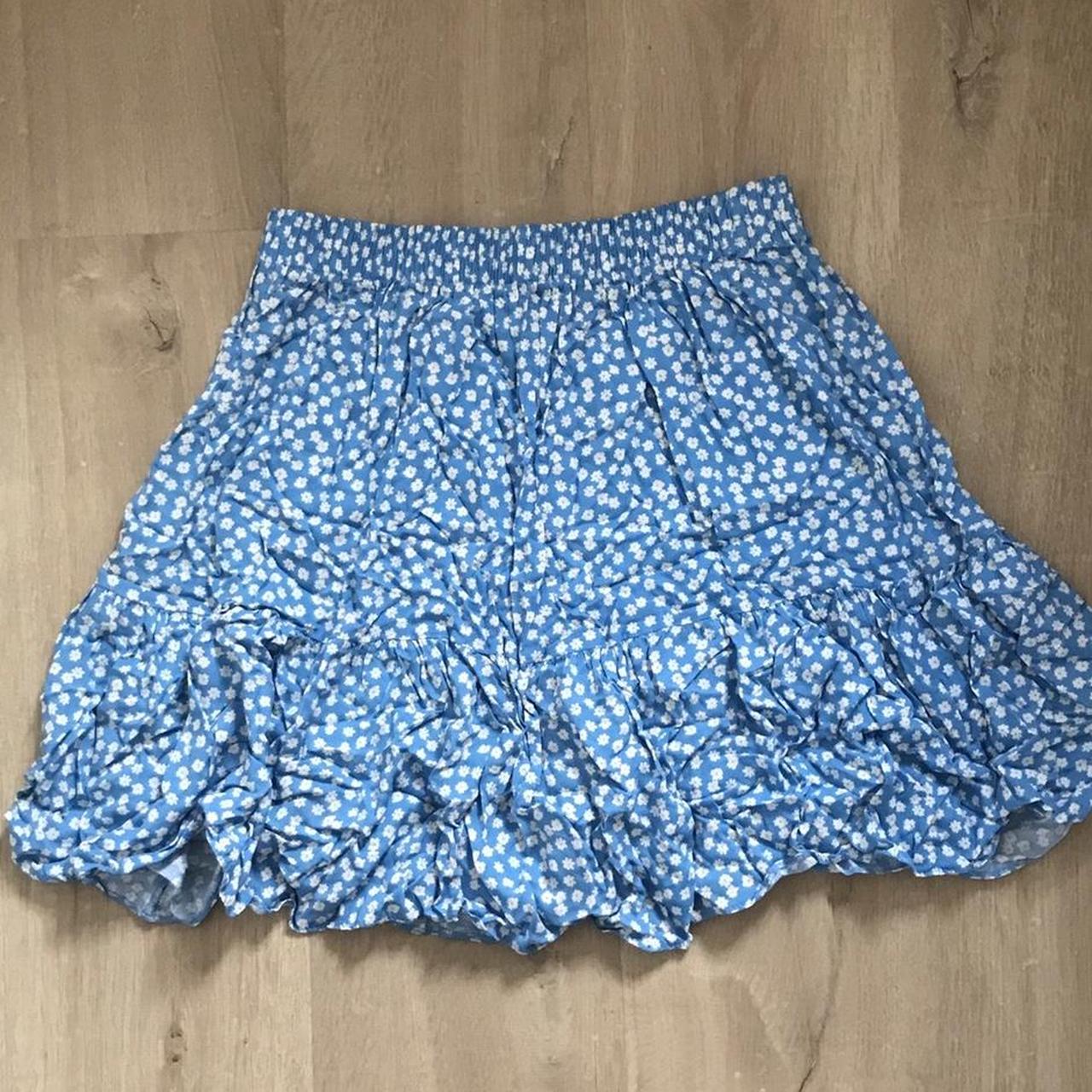 new look blue floral flowy airy mini skirt, super... - Depop