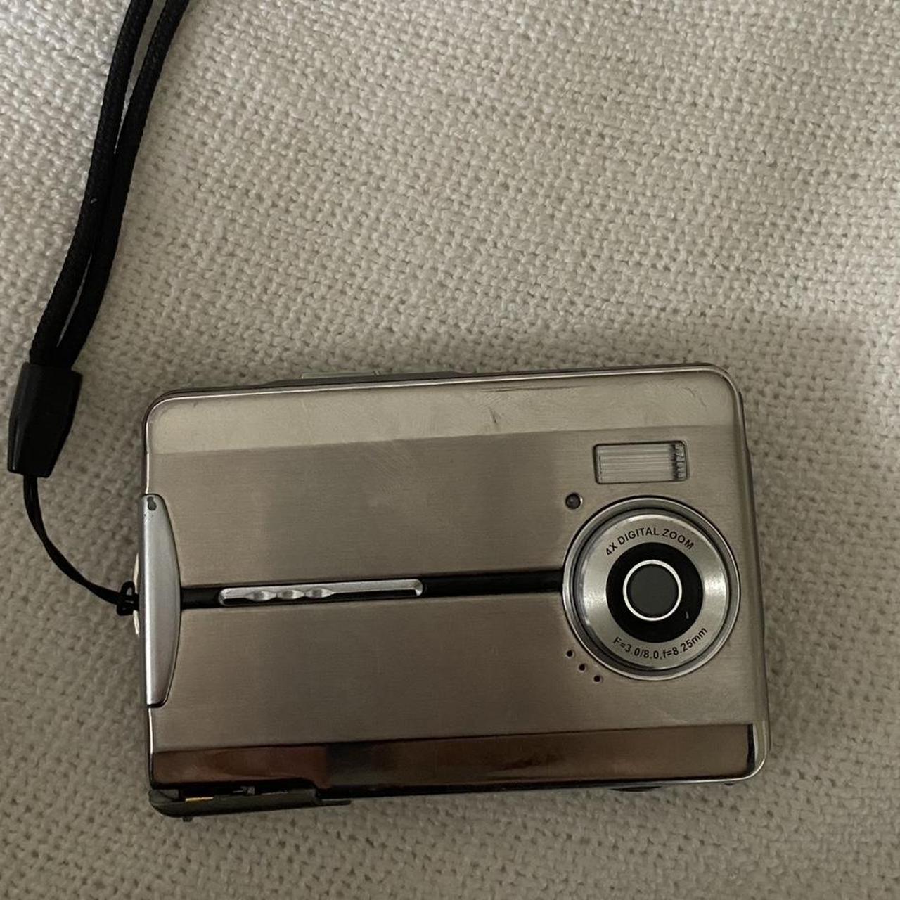 PRAKTICA Digital Camera Slight scratches The... Depop