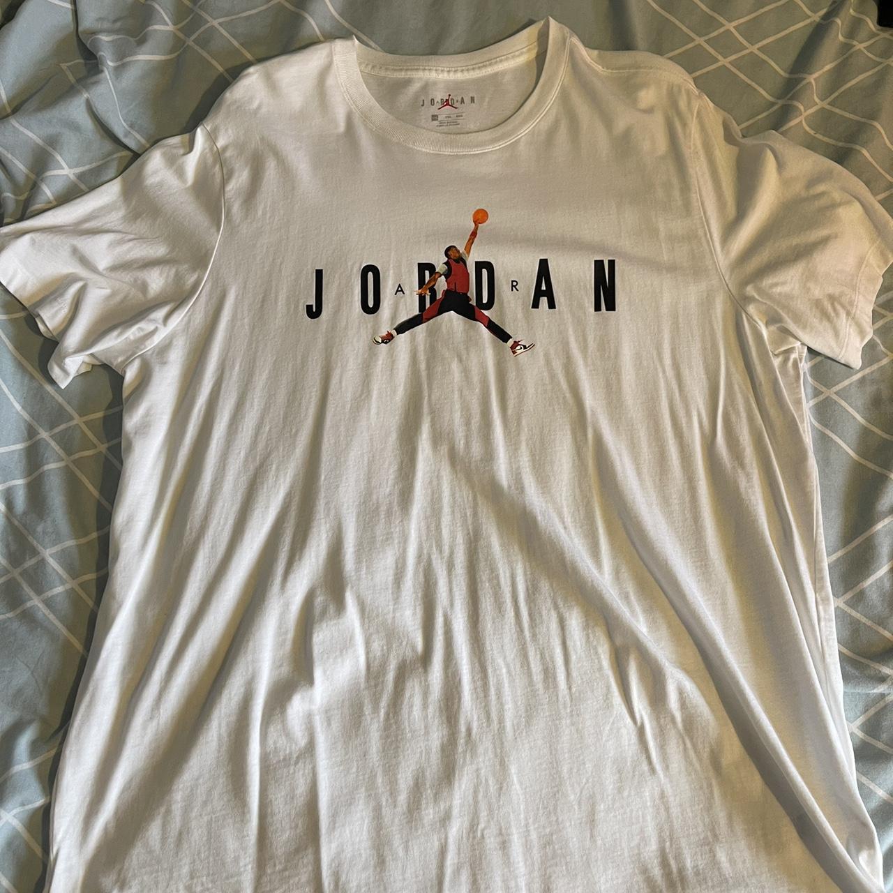 Nike Air Jordan t-shirt. White. XXL. Only worn two... - Depop