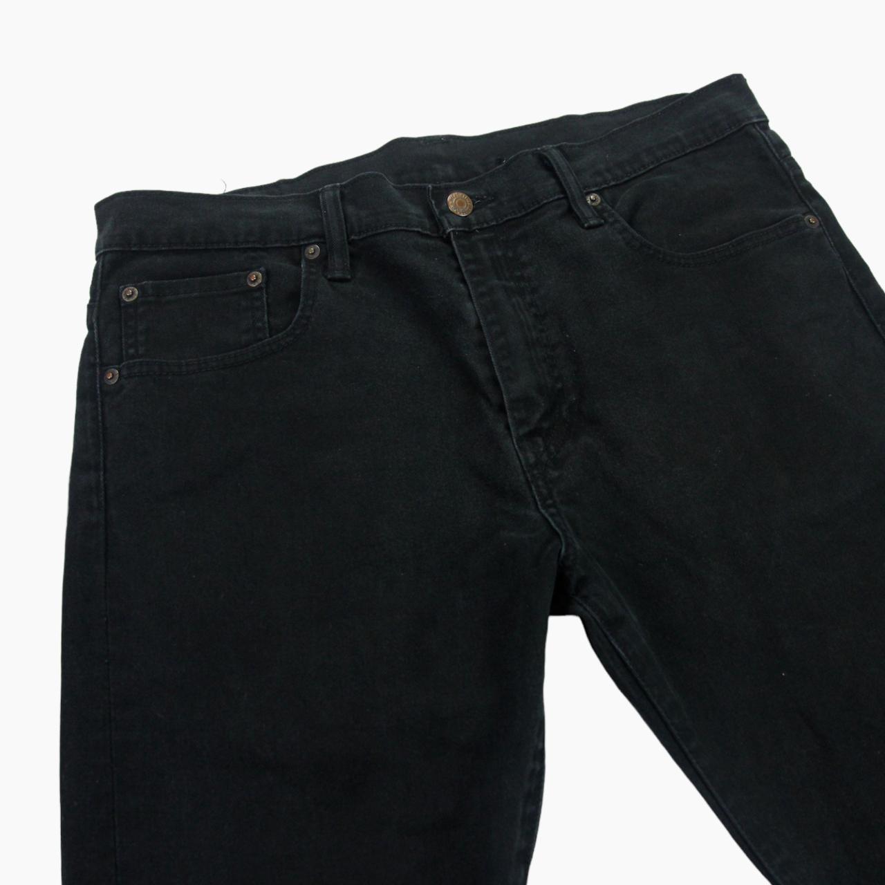 Levis 520 Jeans Size Women's Waist = 34 inches... Depop