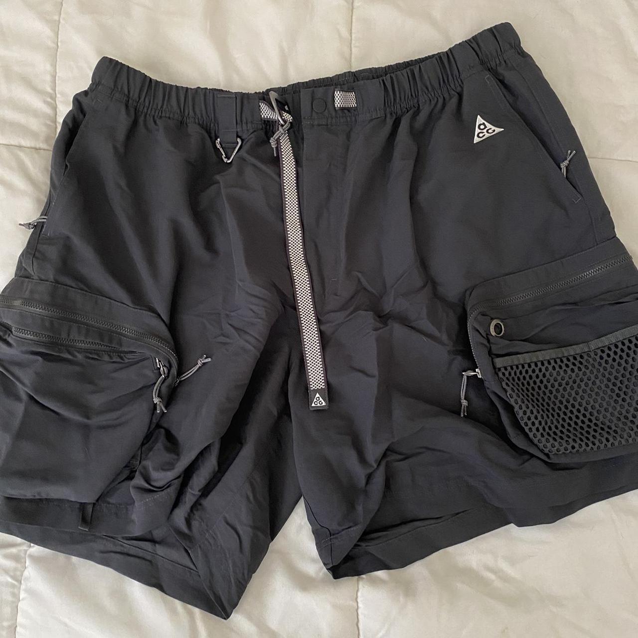acg shorts mens