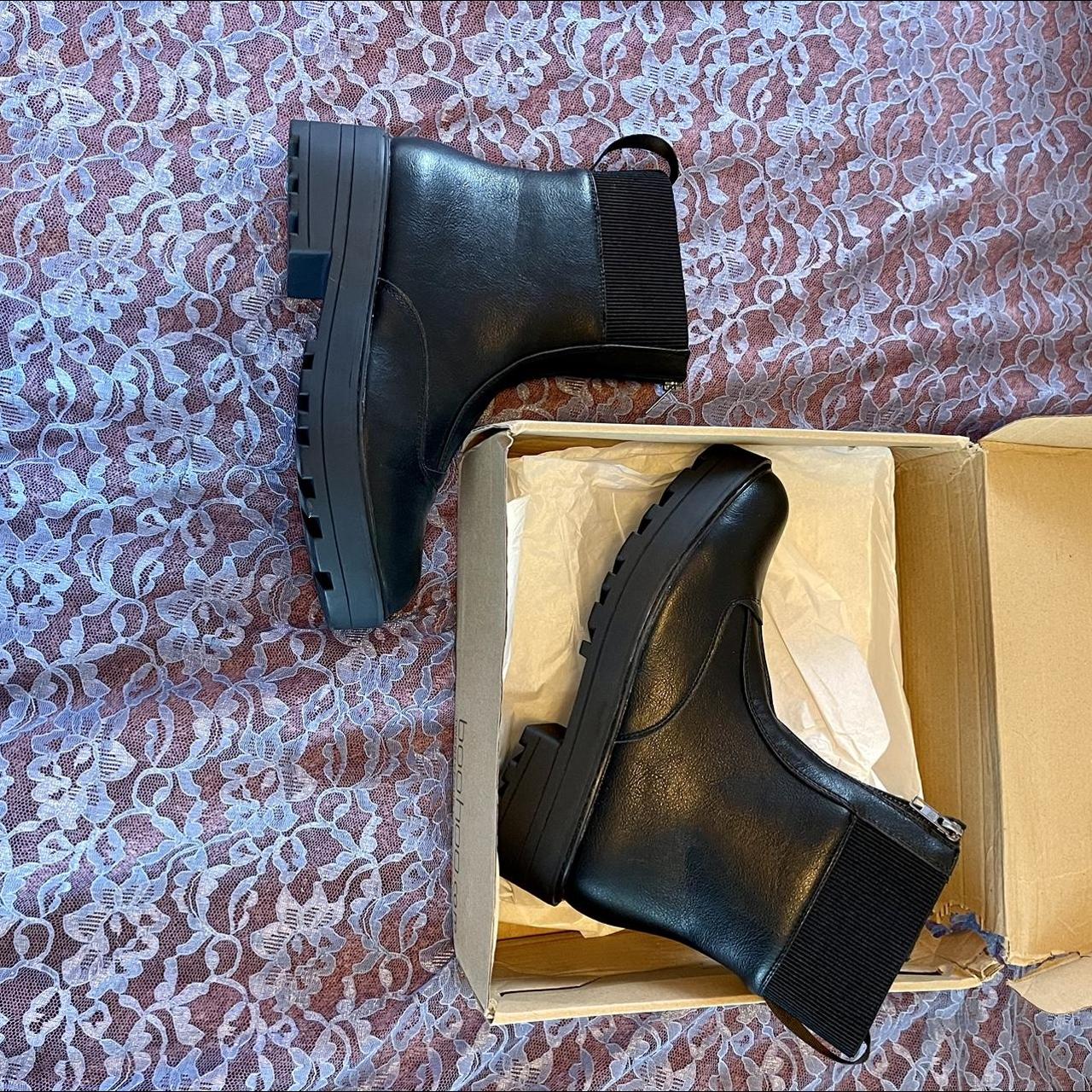 zip up front chunky boots