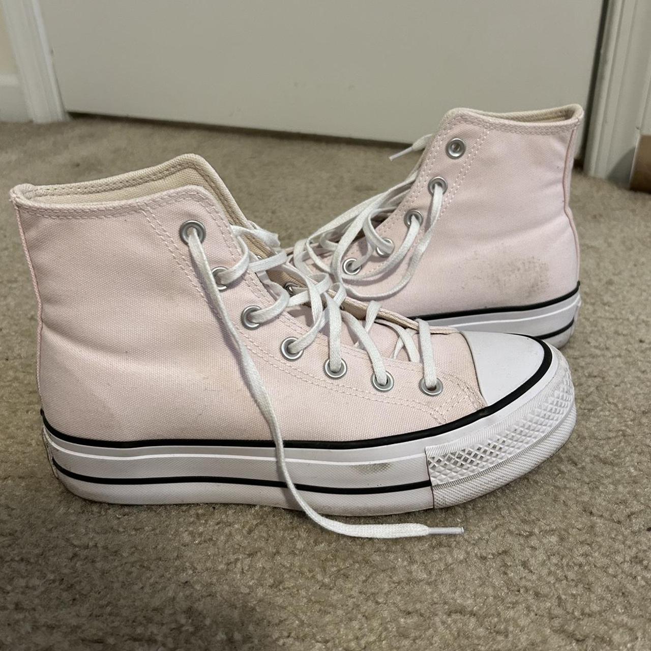 Converse Women's White and Pink Trainers | Depop