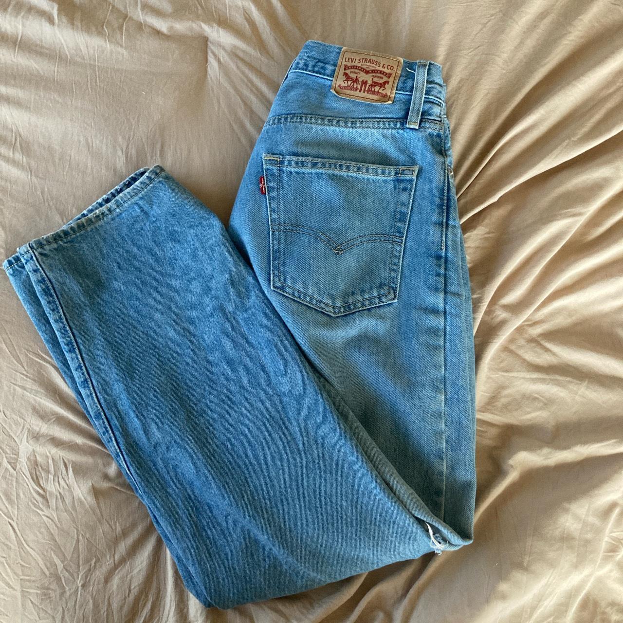 Levi 27 clearance size