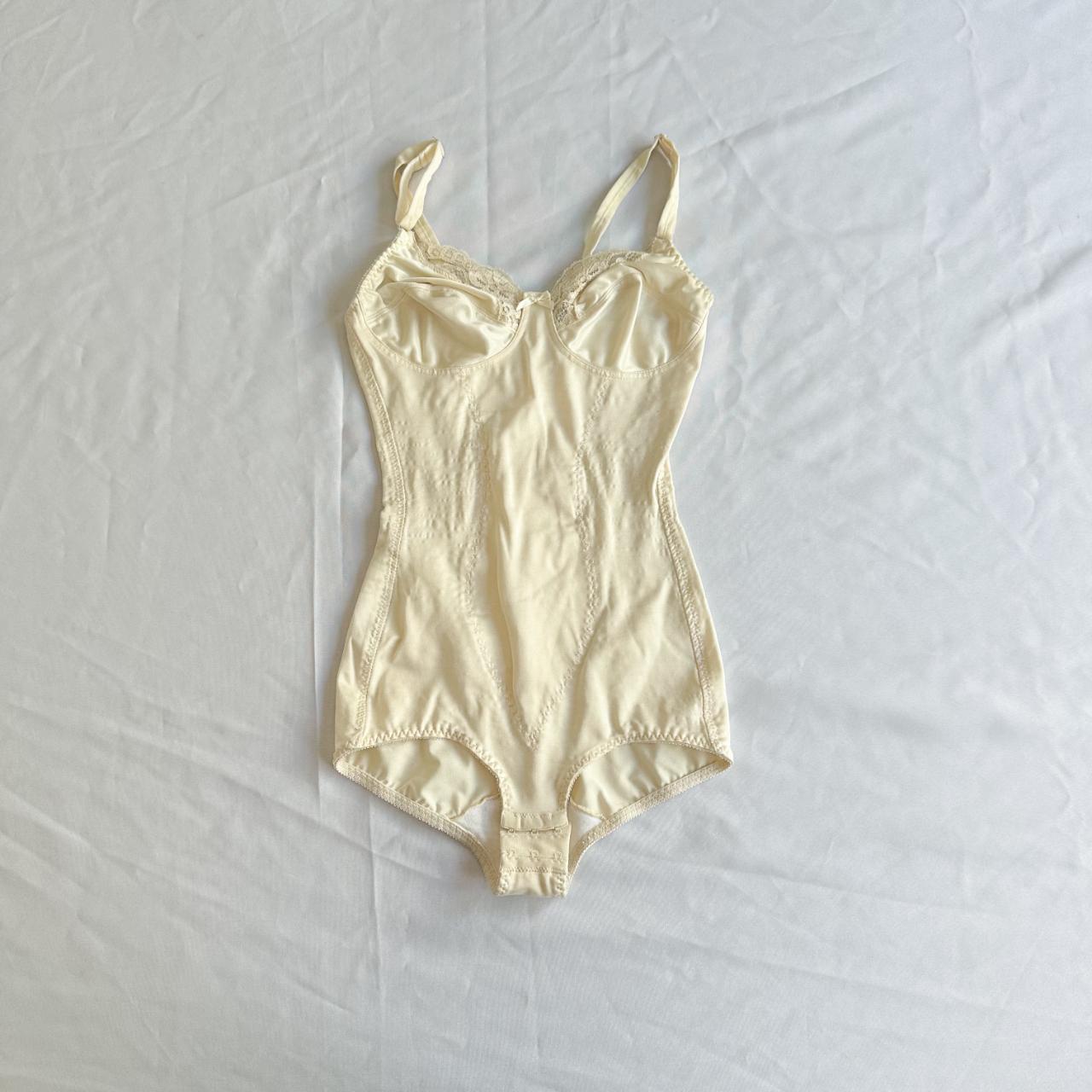 Lovable Lace Bodysuit in Cream and Gold