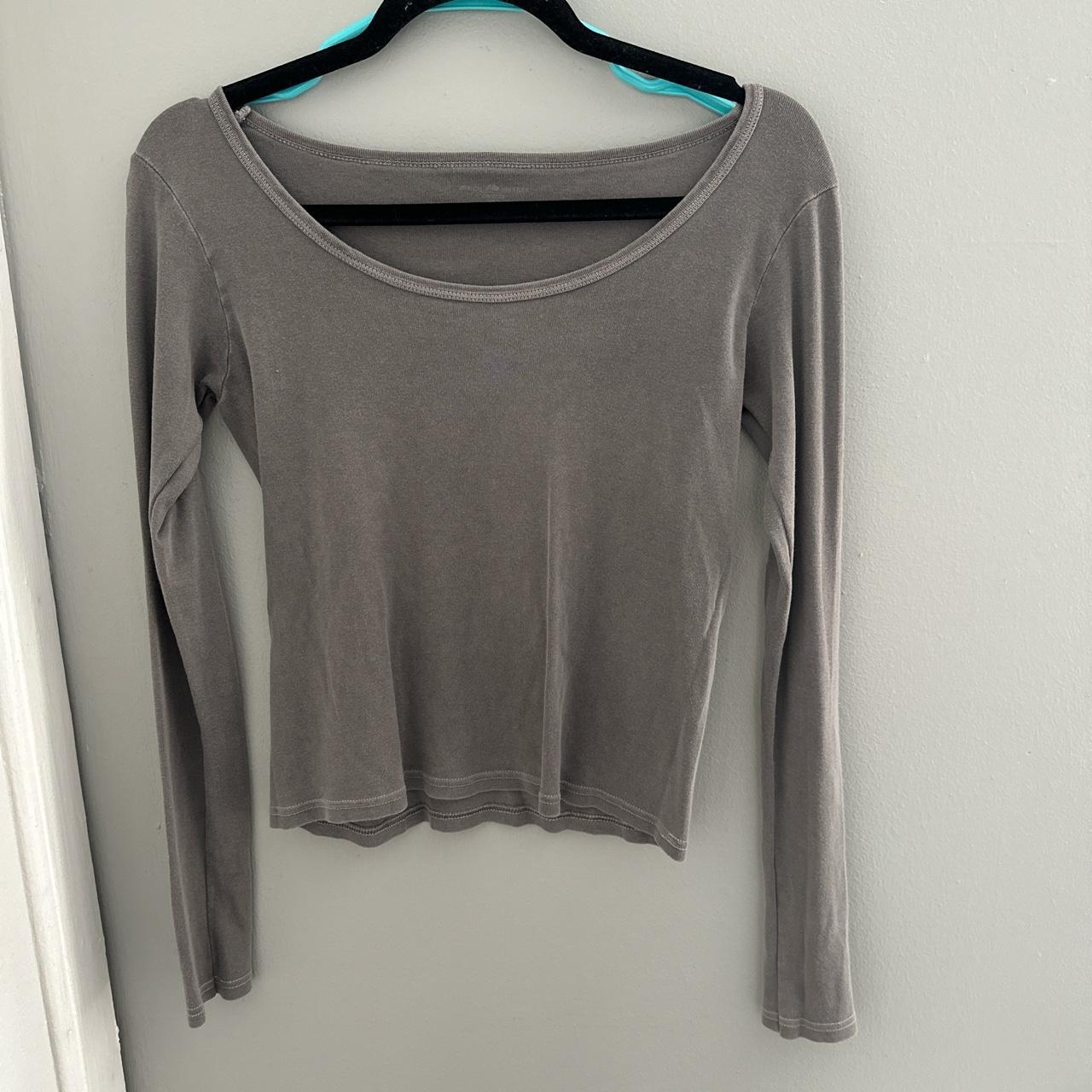 Brandy Melville Women's Grey Top | Depop