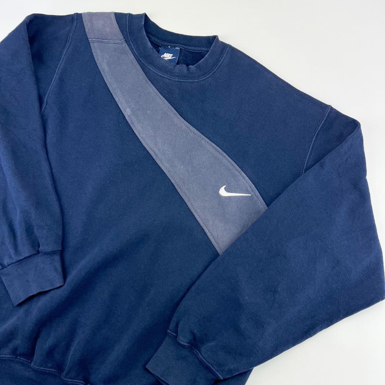 Nike Men's Navy Sweatshirt Depop