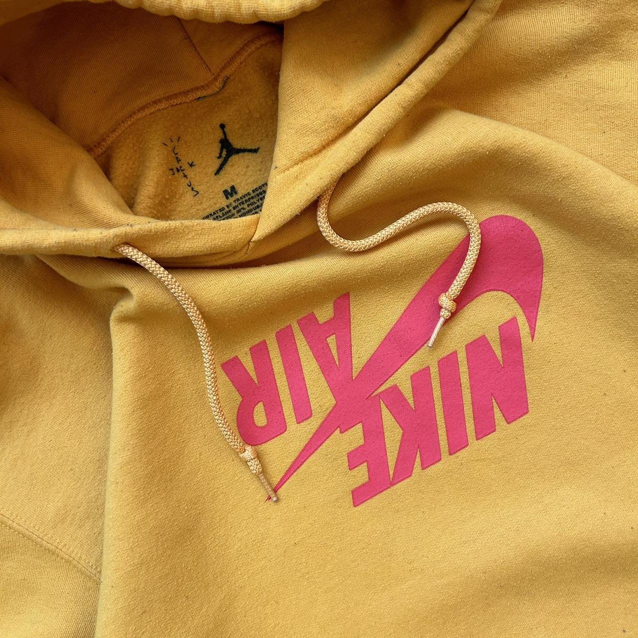 Nike travis discount scott hoodie yellow