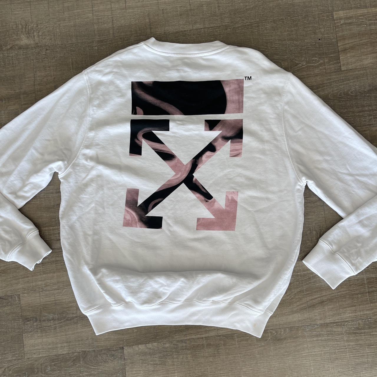 Off White crew neck Size Large fits me in an xs. Depop