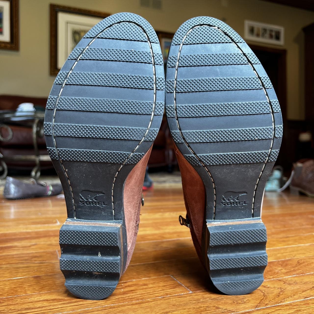 sorel lolla ankle boots