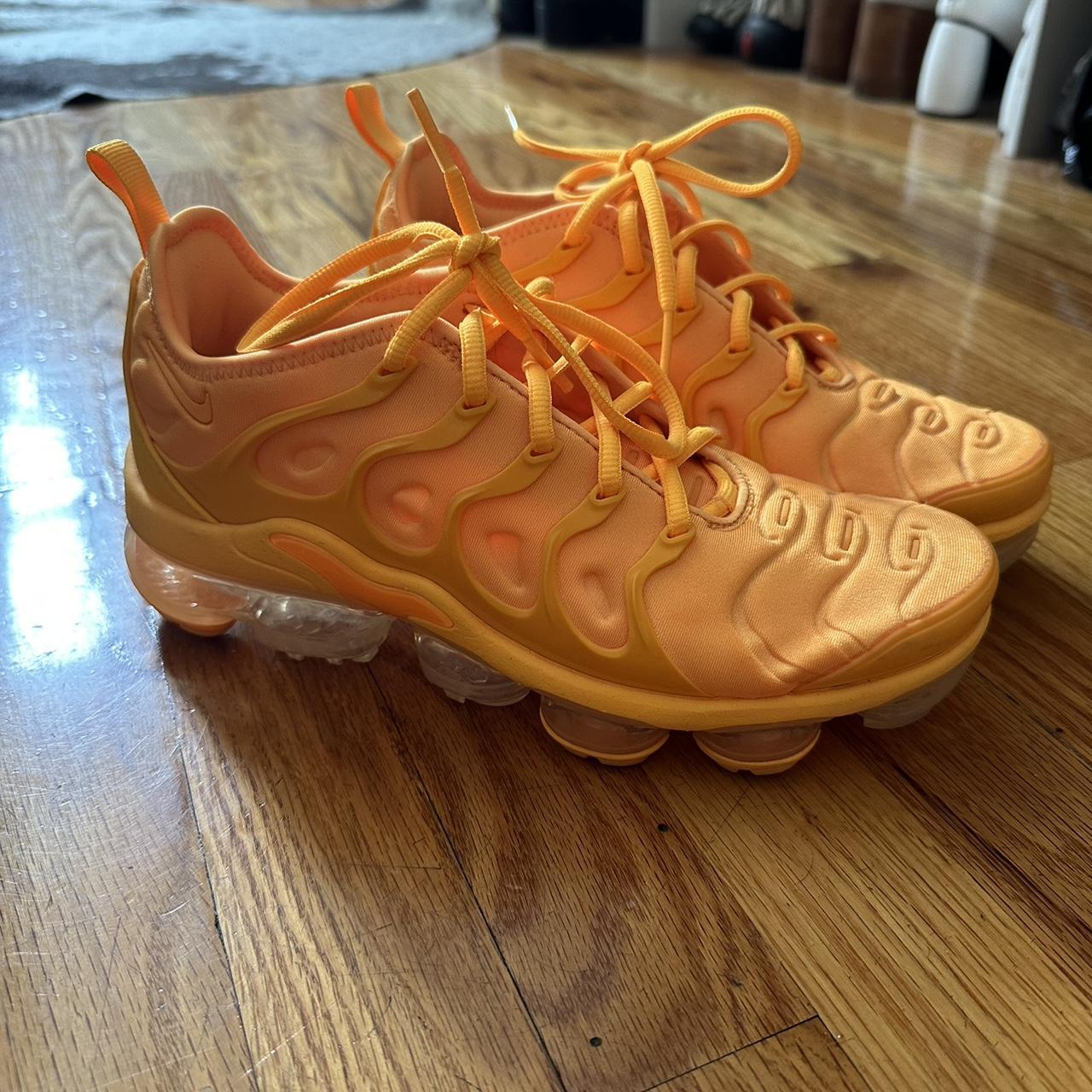 Bright orange sale vapormax