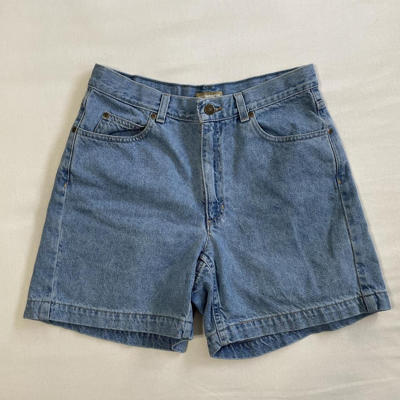 Liz Claiborne Women's Shorts | Depop