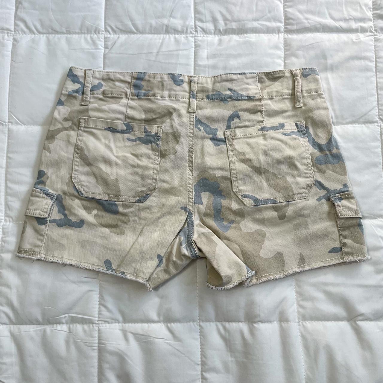 💖🌷 Faded Glory Camo Cargo Shorts🌷💖 superr cute... Depop