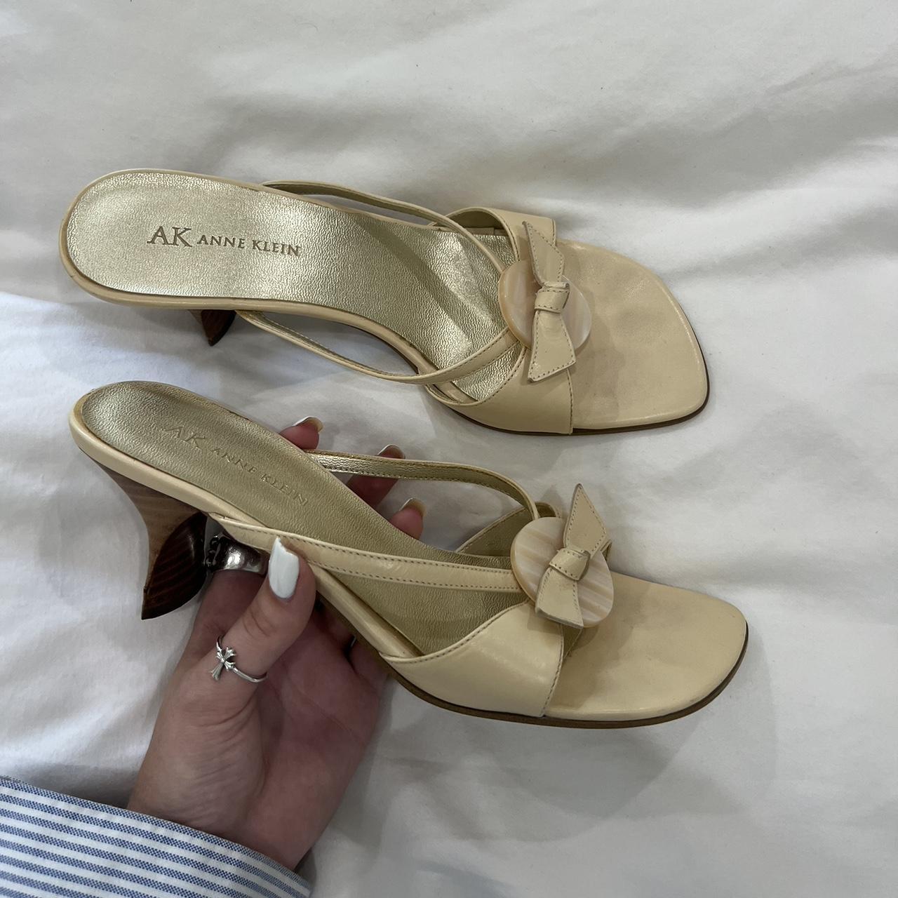 the most beautiful cream kitten heels with marble... - Depop