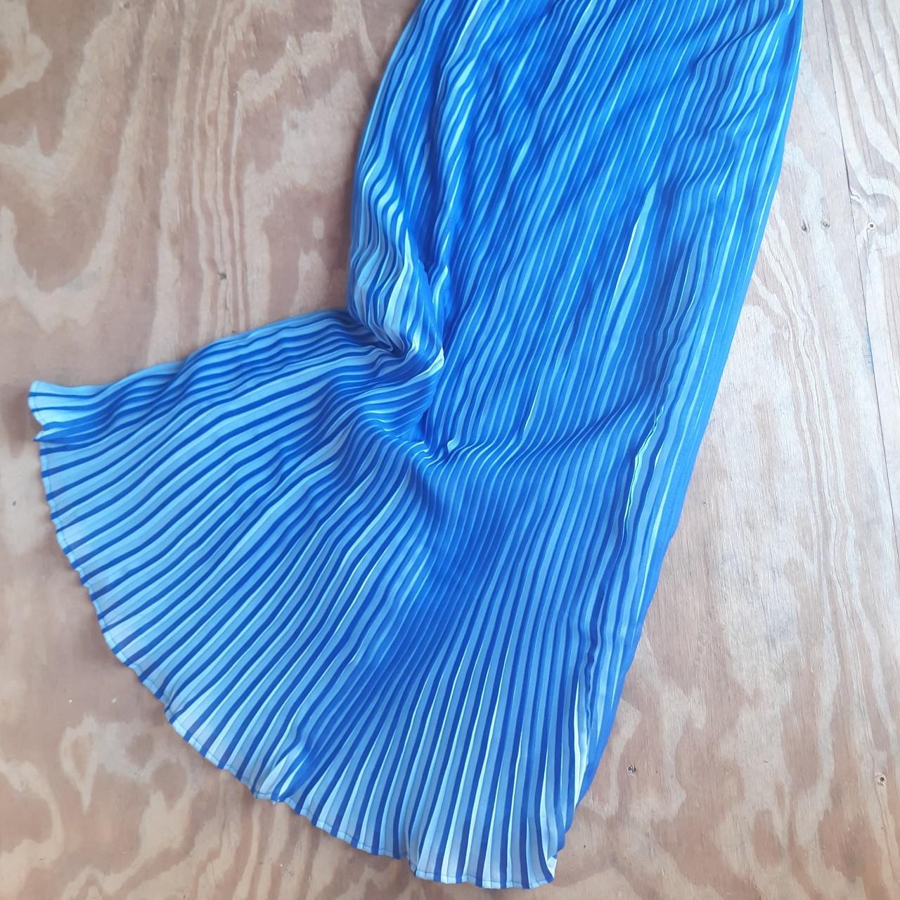 Pleated ocean aqua blue maxi skirt MEDIUM the... - Depop