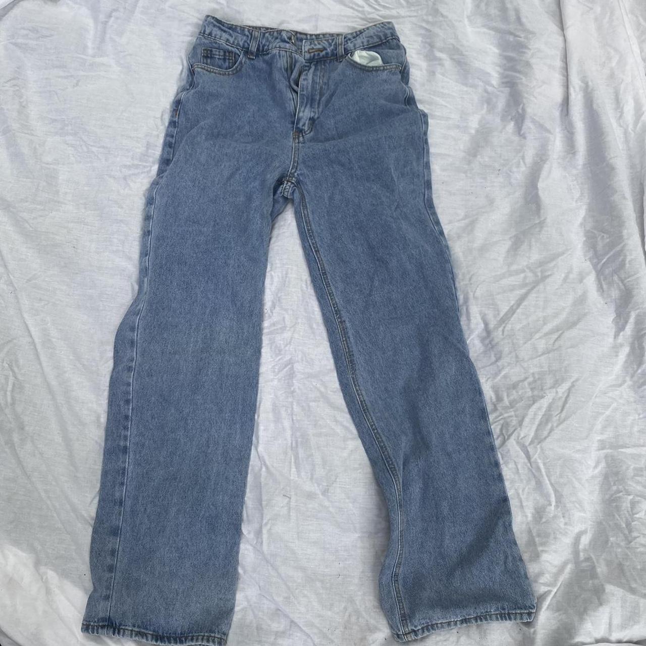 baggy boyfriend/mom jeans no size but they fit 25/26... - Depop