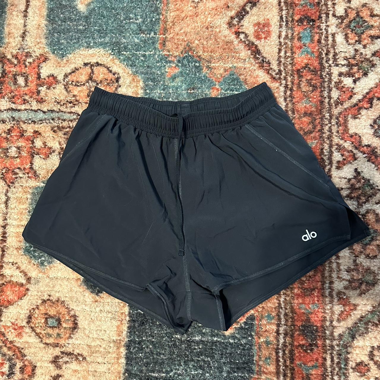 🌳wilo small shorts like new🌳 #yoga #activewear - Depop