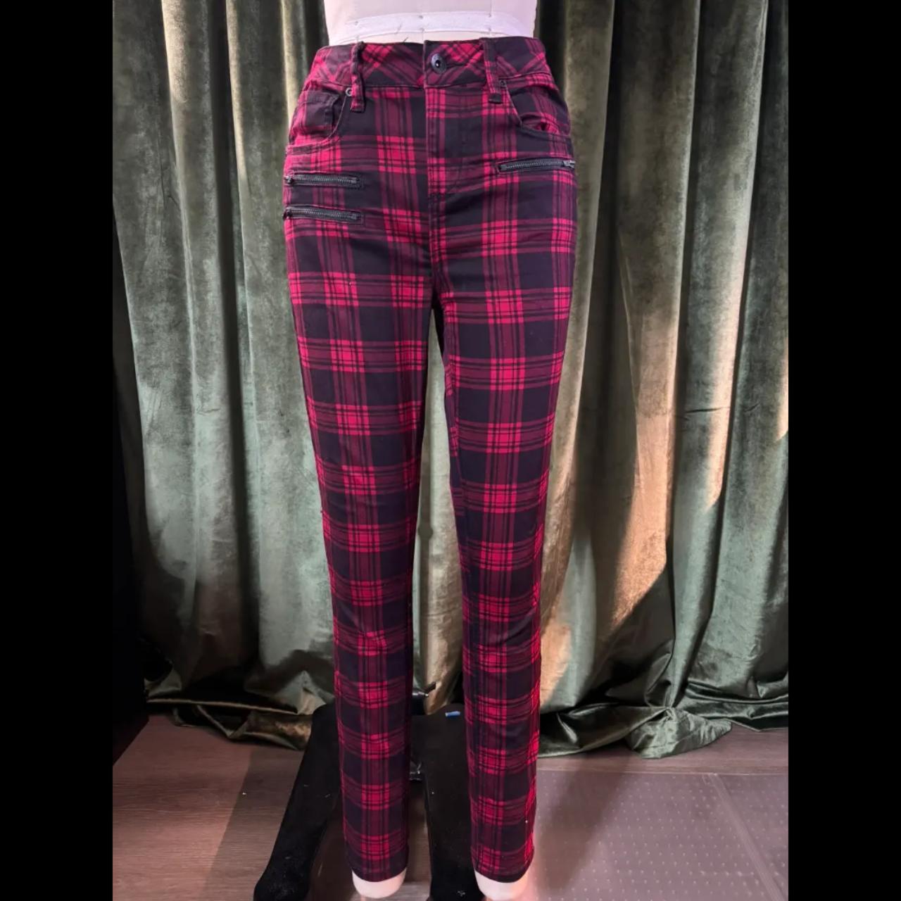 Hot Topic Women's Jeans Black – Hot Topic red/black plaid