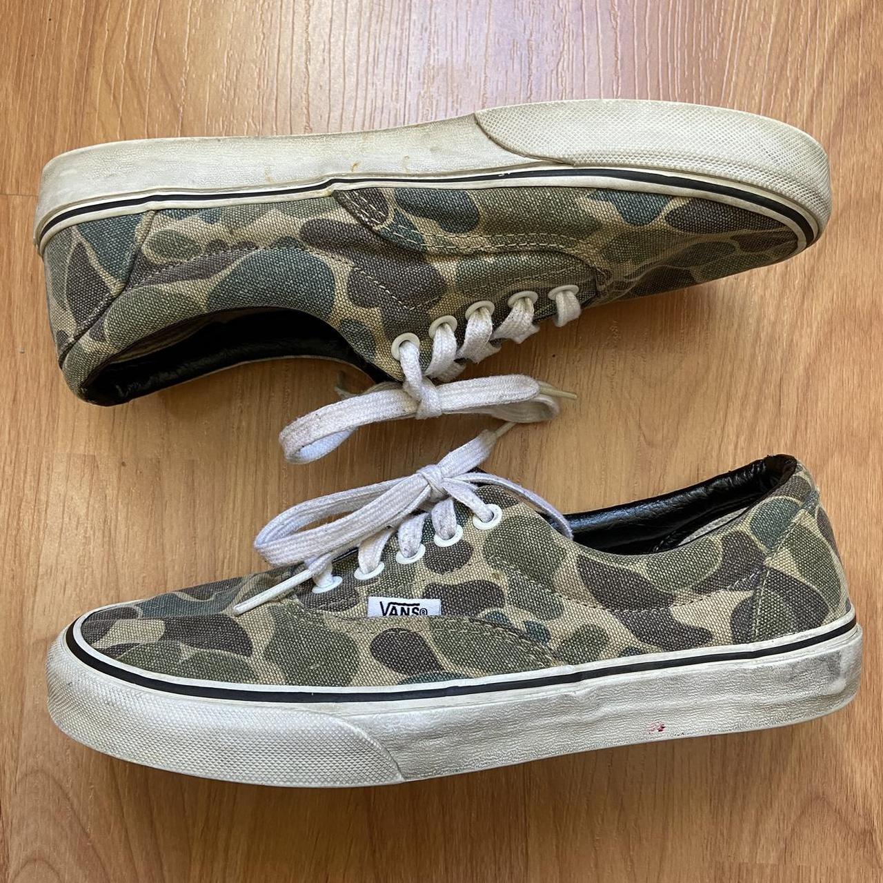 Vans army 2025 print shoes