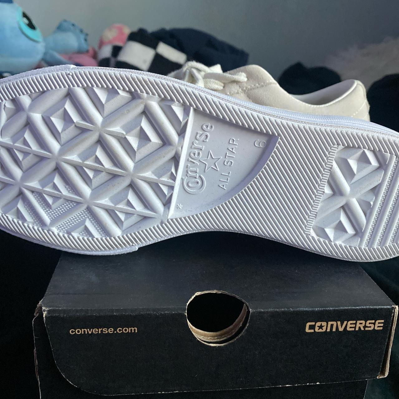 Converse Women's Cream Trainers 